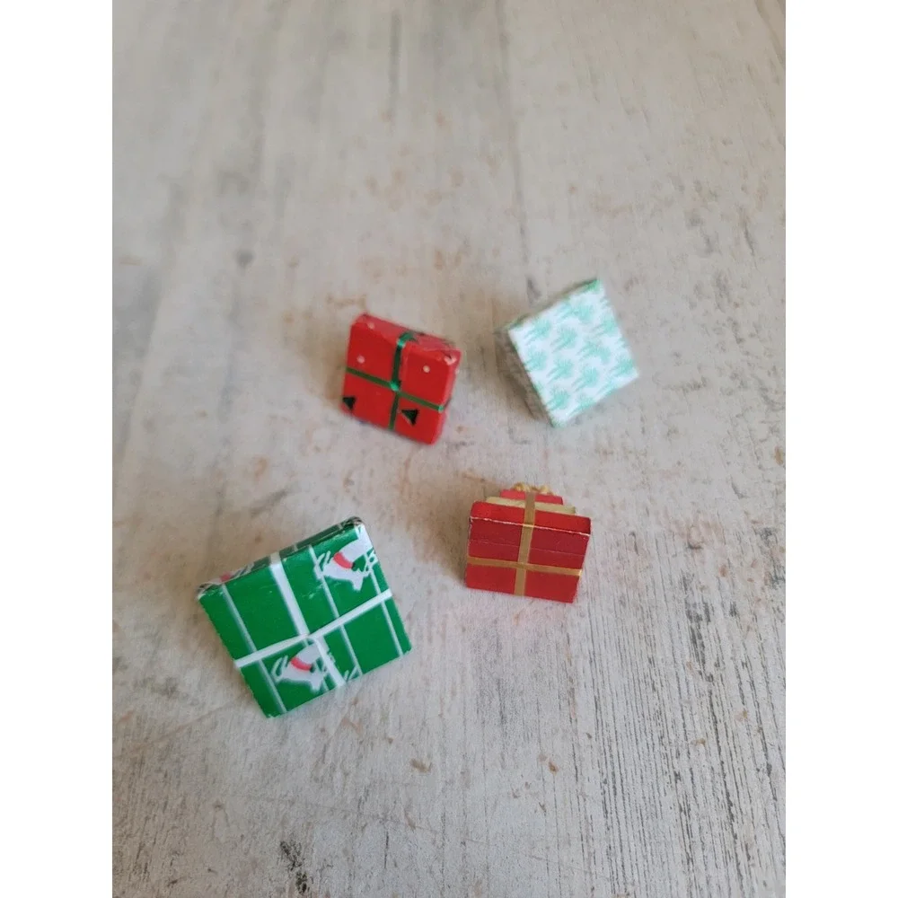 Mini Village stacked present gift dollhouse accessory bow Unique set